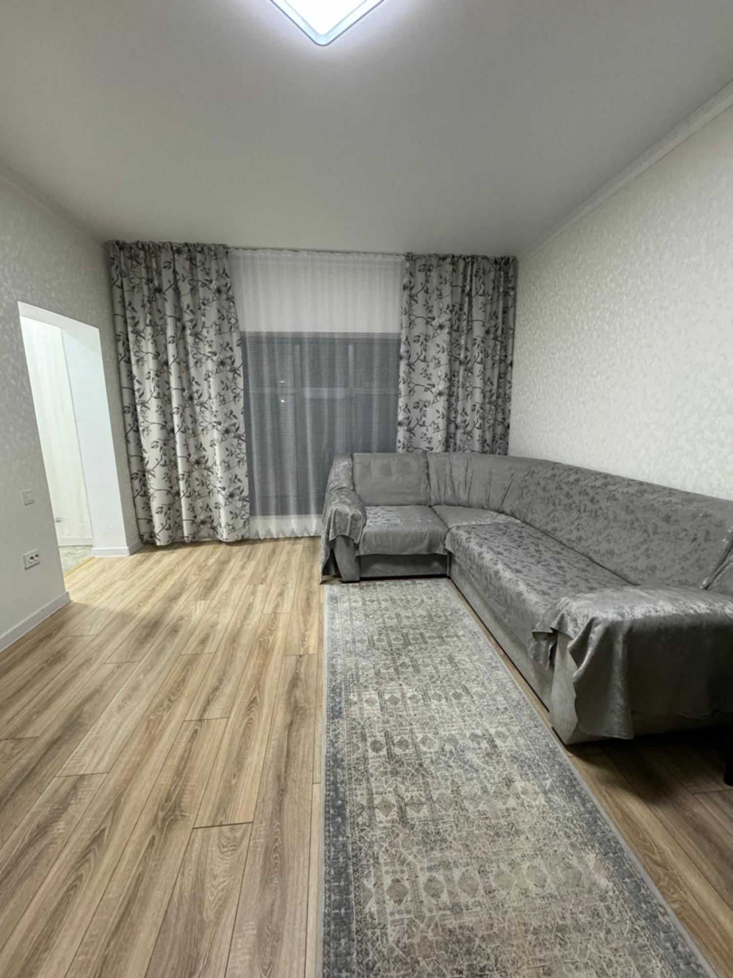 Hotel Алые Паруса à Cholpon-Ata Extérieur photo