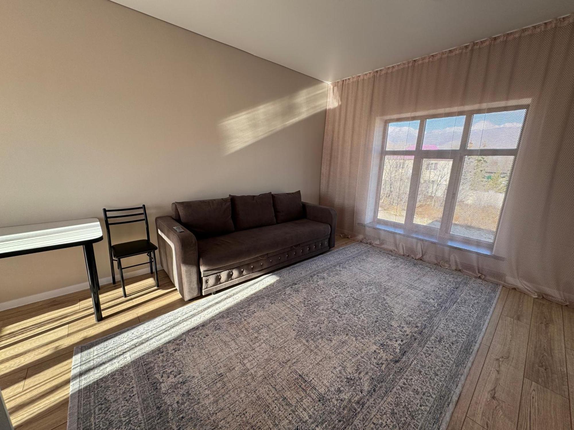 Hotel Алые Паруса à Cholpon-Ata Extérieur photo